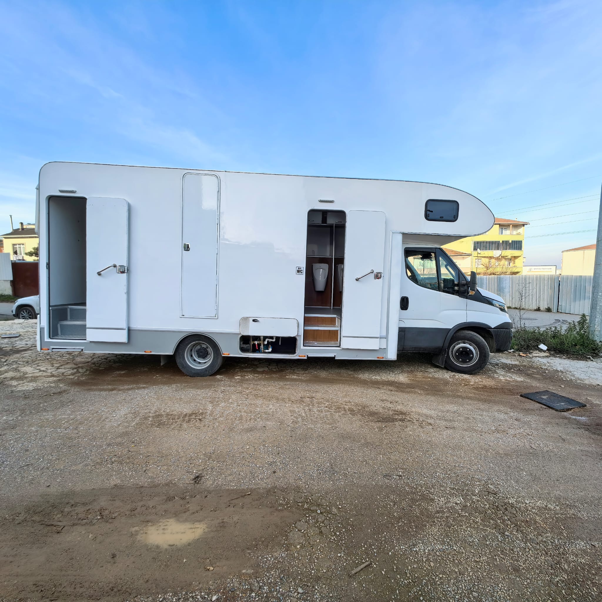 KARAVAN TUVALET